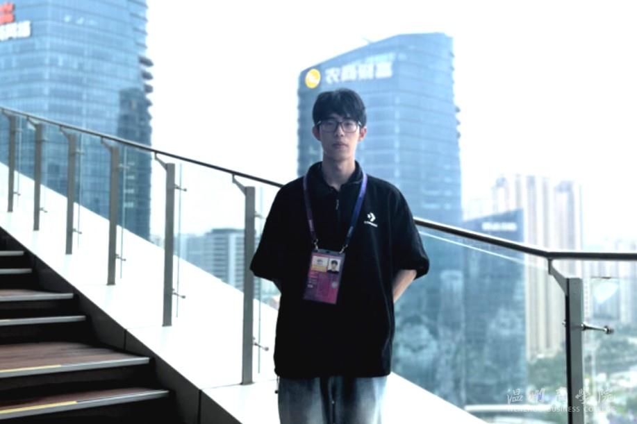 個(gè)人.jpg