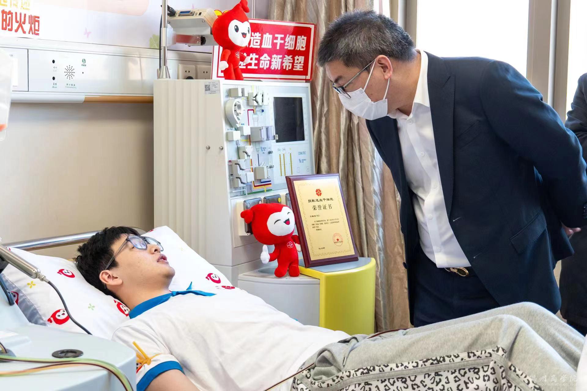 謝校.jpg
